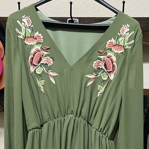 Elegant Floral Embroidered Long Sleeve Dress
